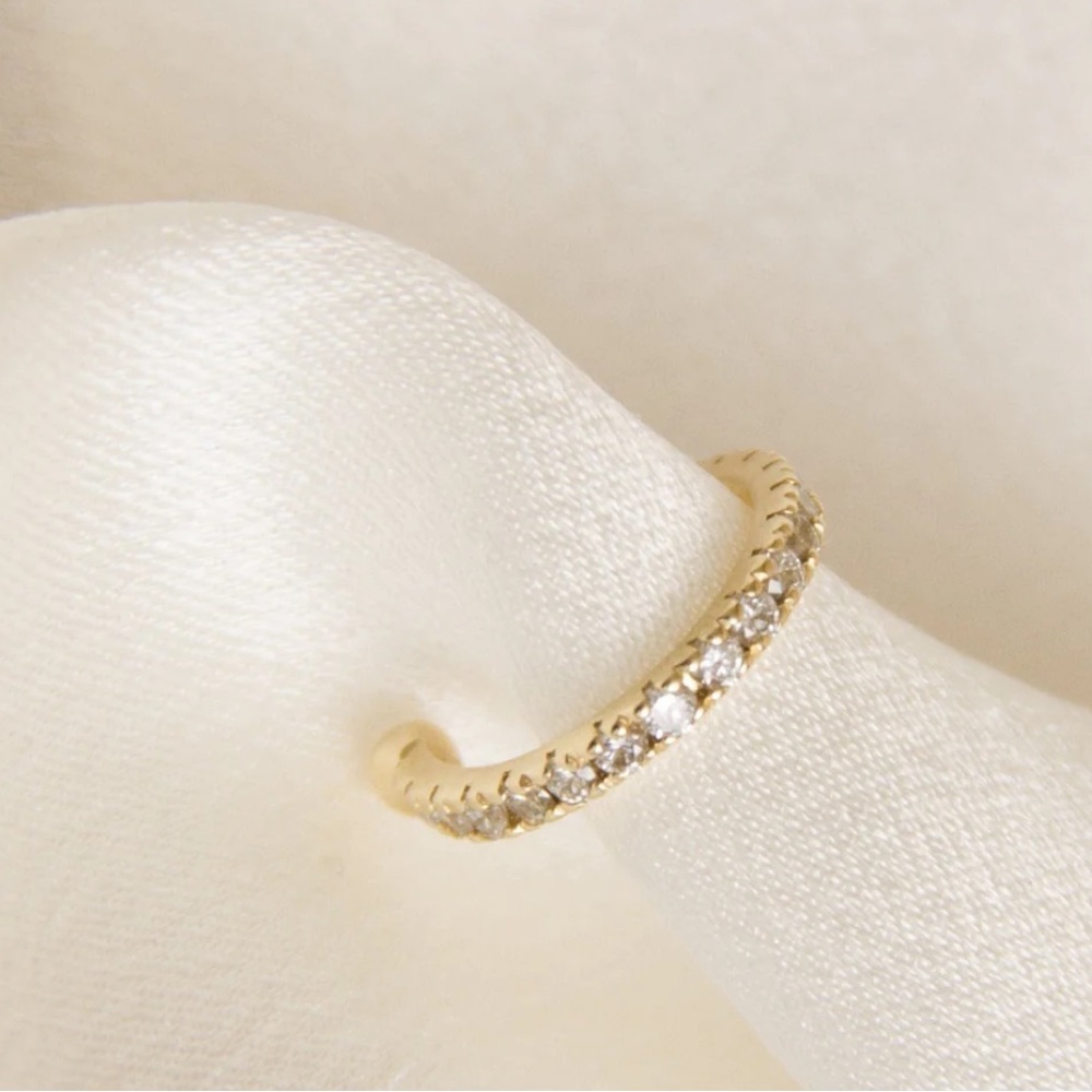 AURATE • Diamond ear cuff